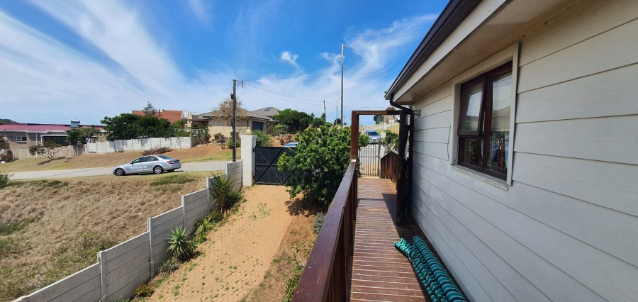 3 Bedroom Property for Sale in Dana Bay Western Cape